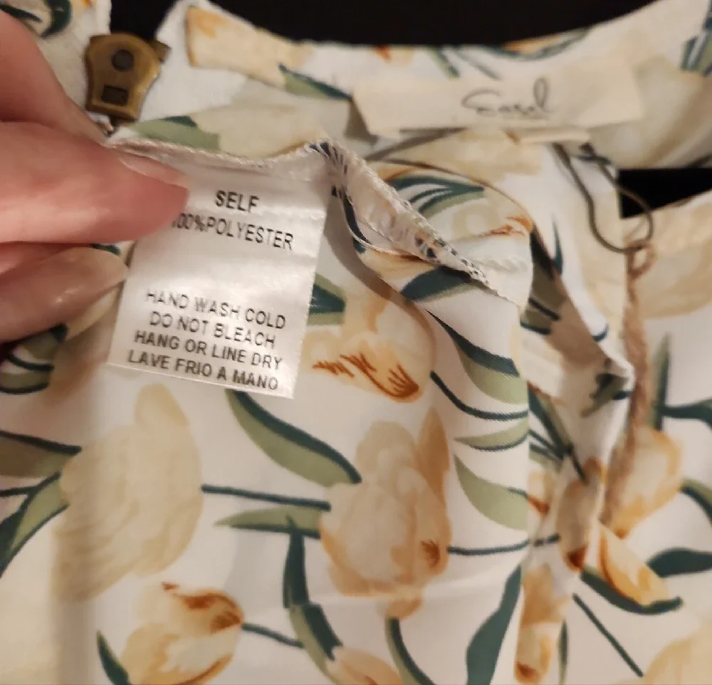 Easel Women's Cream Yellow Floral Short Sleeve Blouse Size Large NWT - Picture 7 of 8